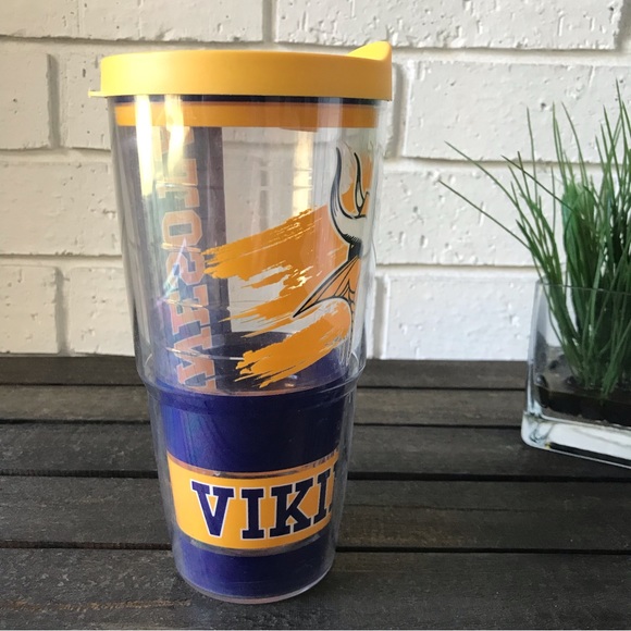 Tervis Minnesota Vikings 24oz Insulated Tumbler with Lid Purple Yellow - Picture 2 of 7